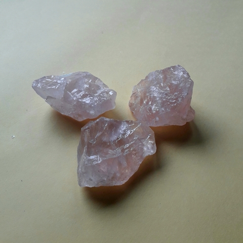 Roze kvarc kristal